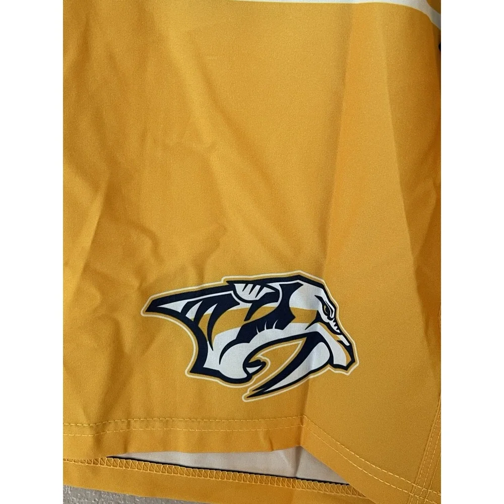 Men's 2XL NWT Nashville Predators FOCO‎ Floral Stripe Board Shorts